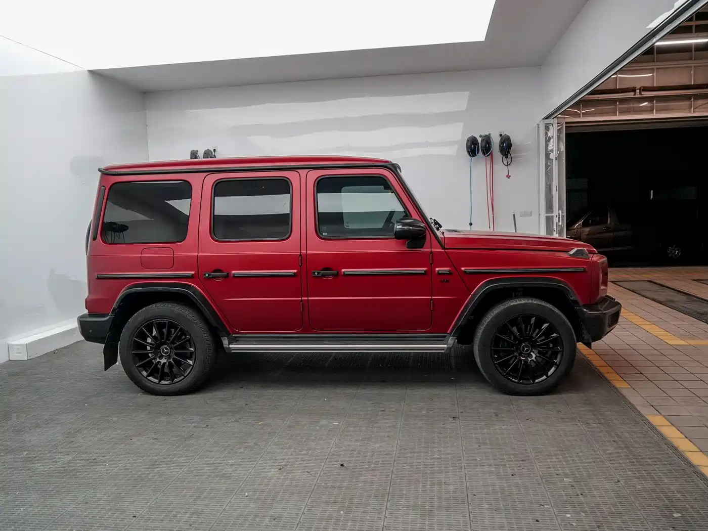 Mercedes-Benz G-Class 2021 G 500 Blazing Flame Special Edition фото 3
