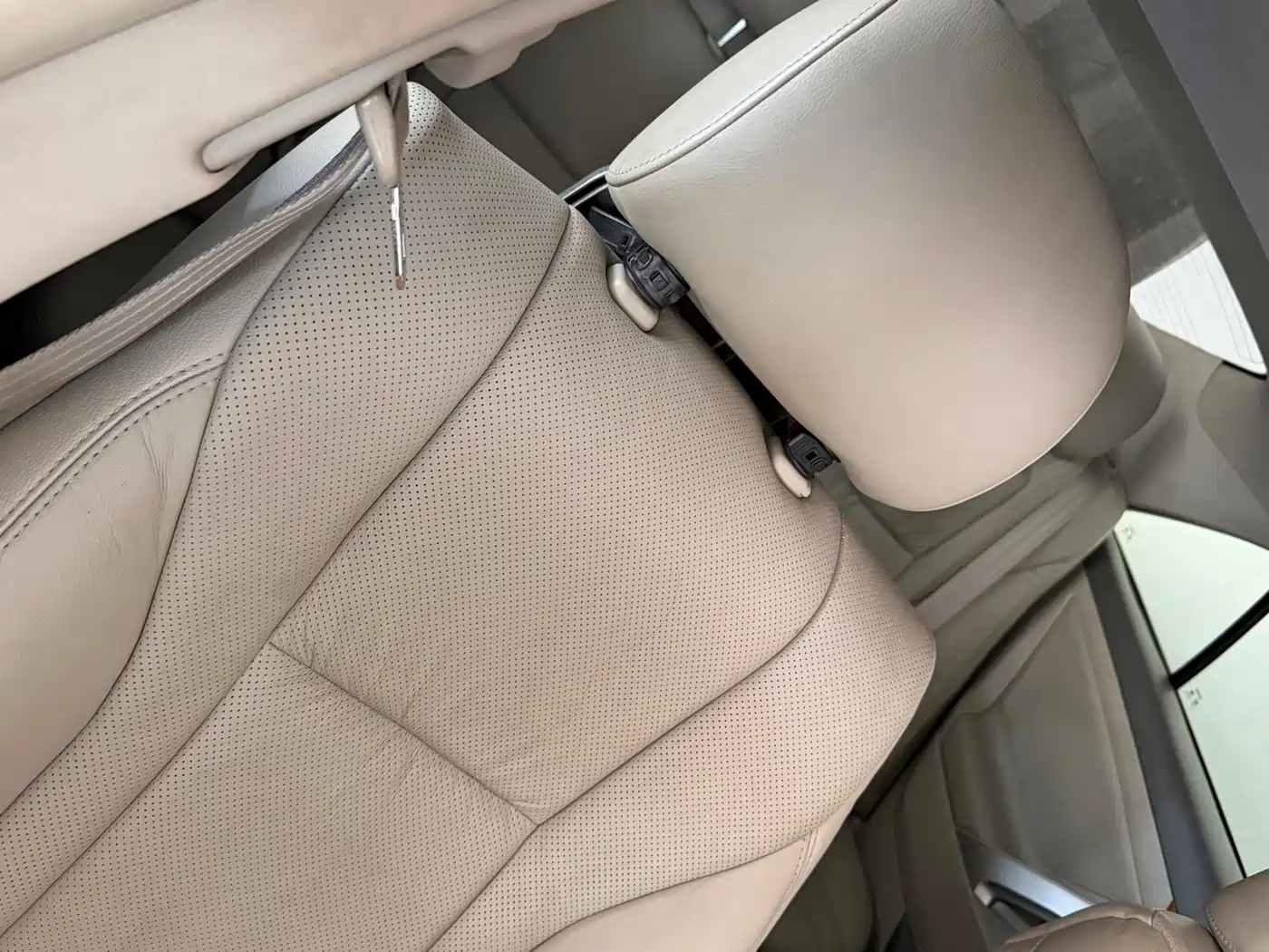 Toyota Camry 2010 240G Luxury Edition фото 7