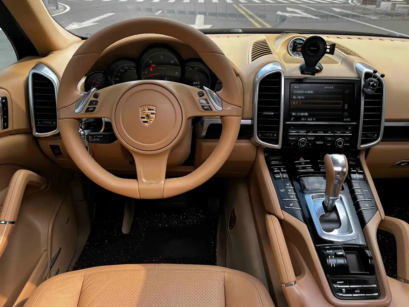 Фото 11 - Porsche Cayenne