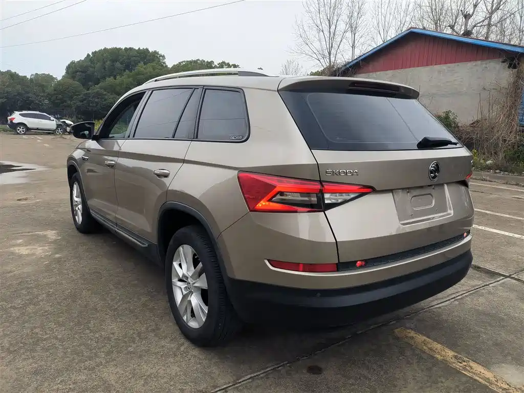 Škoda Kodiaq 2017 TSI330 5-seater 2WD Comfort Edition фото 23