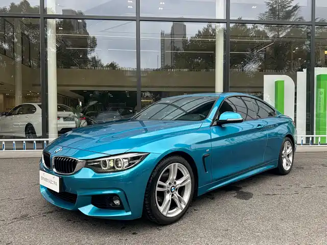 BMW 4 SERIES