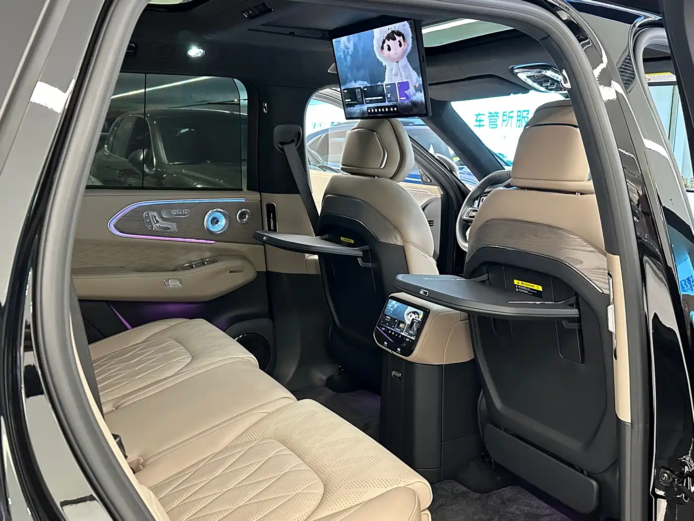 ZEEKR 8X, миниатюра 16