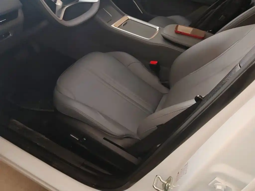 Geely Galaxy Galaxy L7 2025 2025 EM-i 115km Explorer Edition