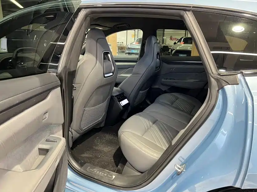 ZEEKR EXTREME KRYPTON 001