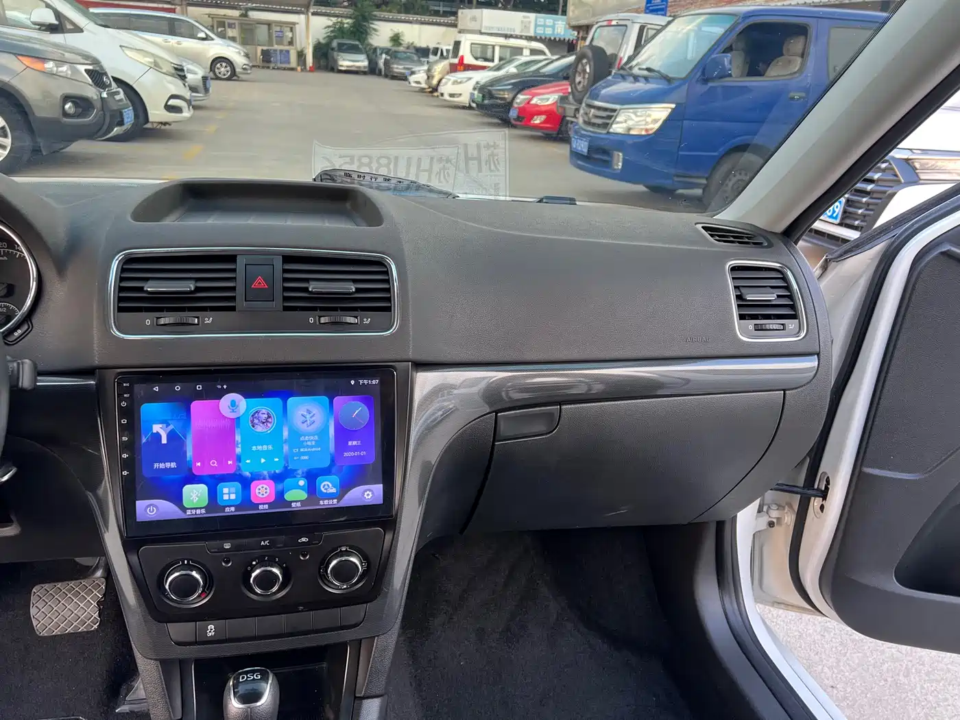 Škoda Yeti 2017 TSI280 DSG Brothers Edition фото 8