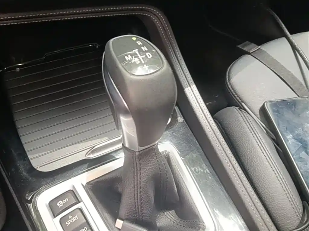 BMW 1 Series 2017 118i Sport фото 14