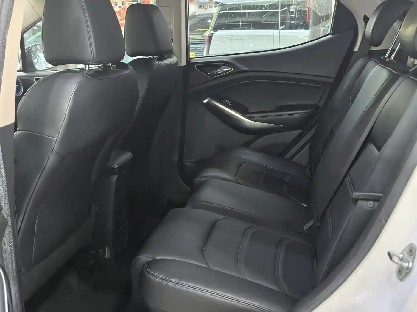BYD Yuan New Energy 2018 EV360 Smart Connected Joyful Type фото 9