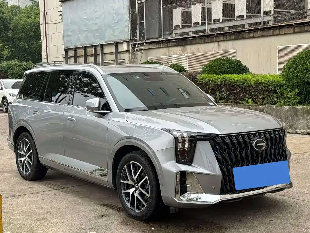 GAC Trumpchi Trumpchi GS8 2022 Hybrid Series 2.0TM 4WD Premium Edition (7-Seater) фото 2
