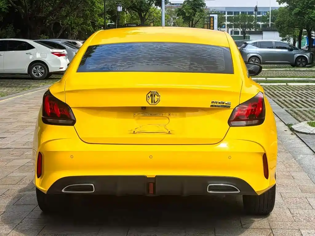 Фото 7 - MG MG5
