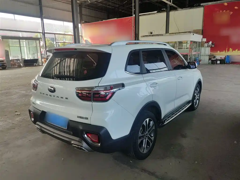Kia Sportage 2019 2.0L Automatic Smart Luxury Edition фото 11