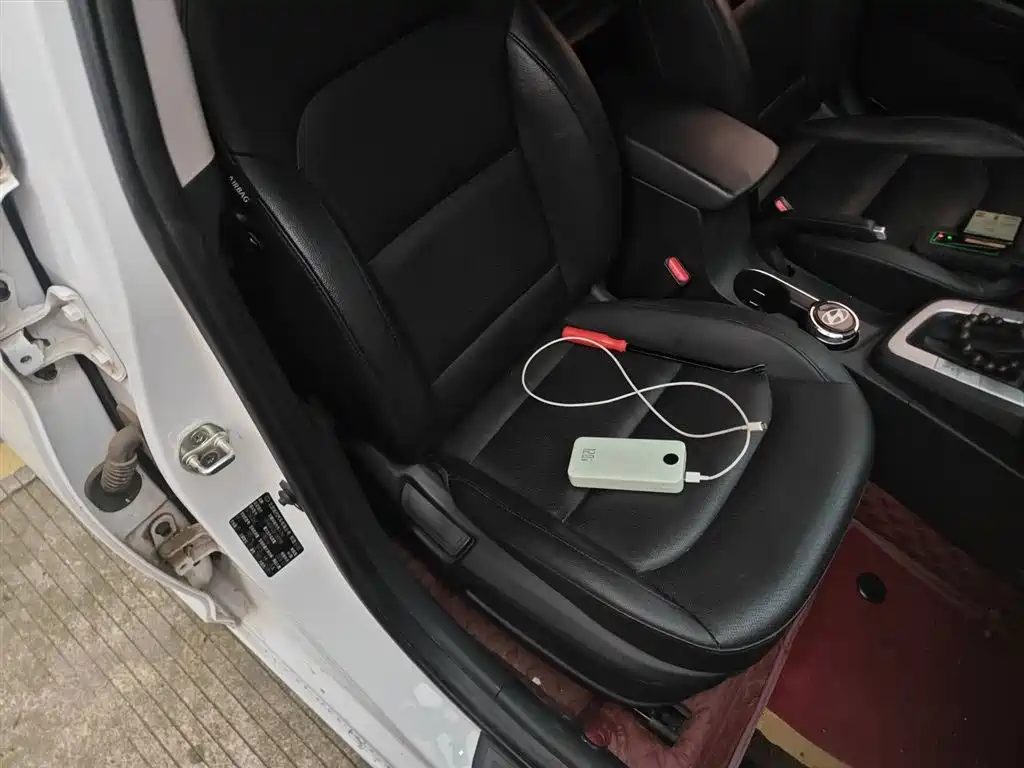 Hyundai Elantra 2019 1.5L CVT Smart Elite фото 25