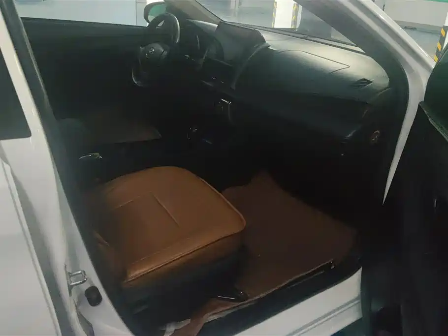 Toyota Vios 2014 1.3L Automatic Stylish Edition фото 8