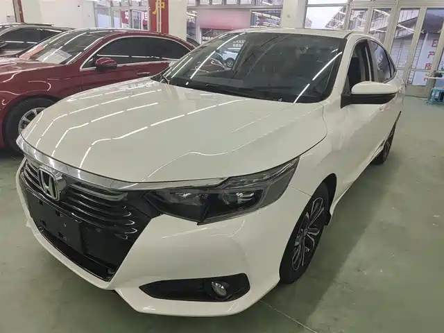 Honda Crider 180Turbo CVT, Люкс