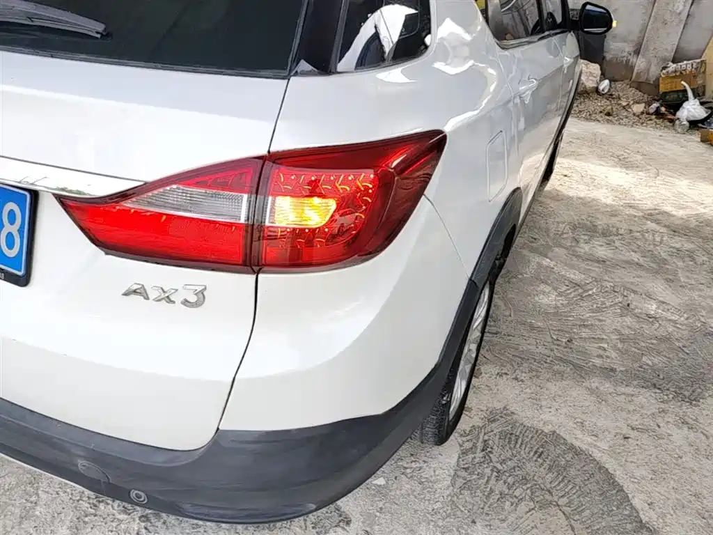 Dongfeng Aeolus Dongfeng Fengshen AX3 2016 2016 1.5L Automatic Trendy Cool Edition