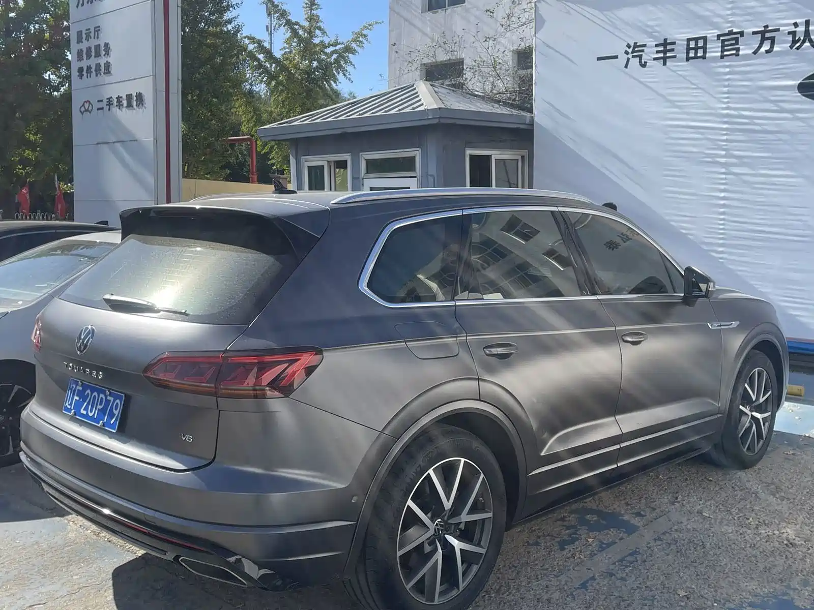 Фото 12 - Volkswagen Touareg
