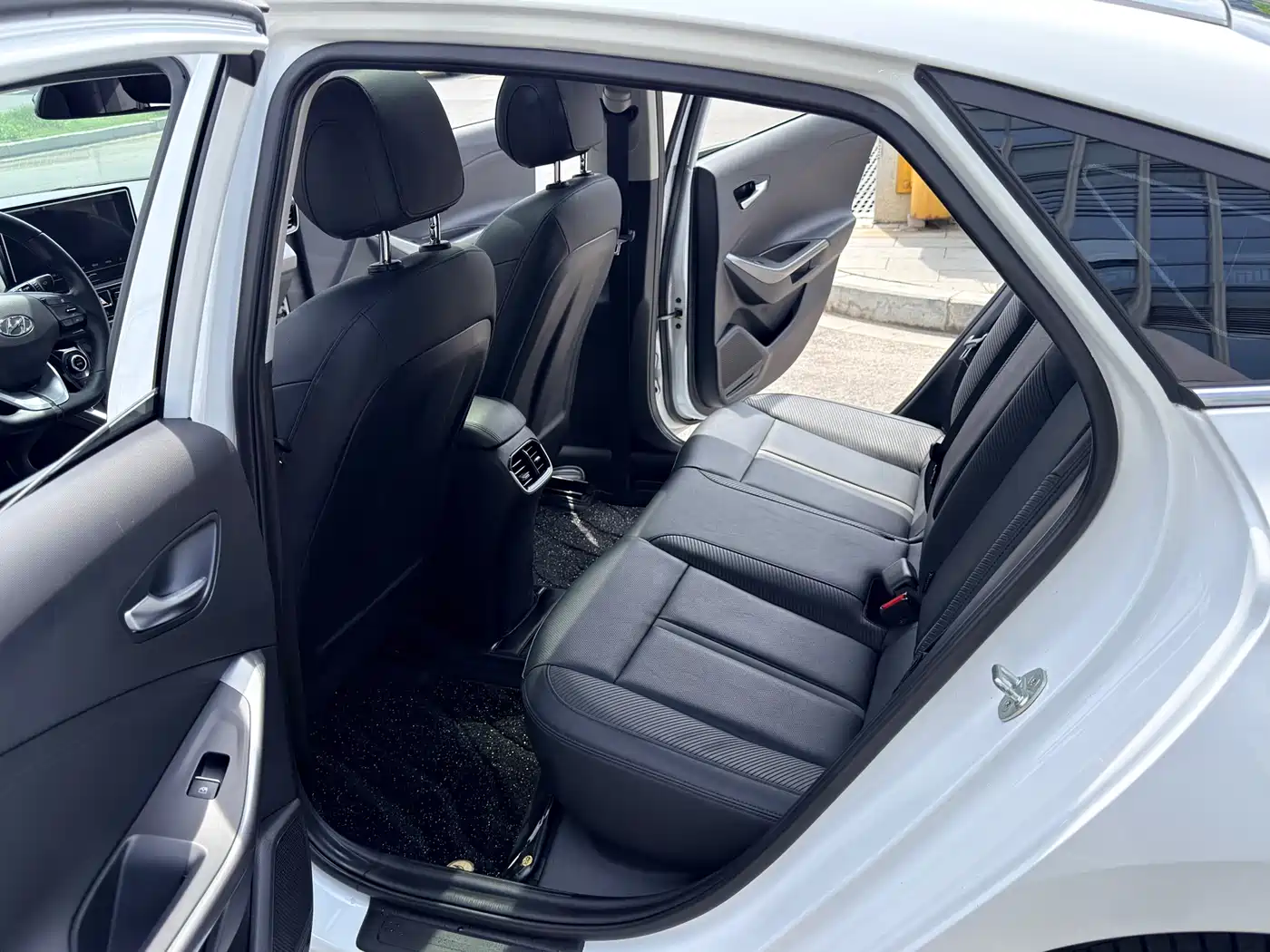 Hyundai Fista 2021 280TGDi Luxury Sport Dynamic Edition фото 9
