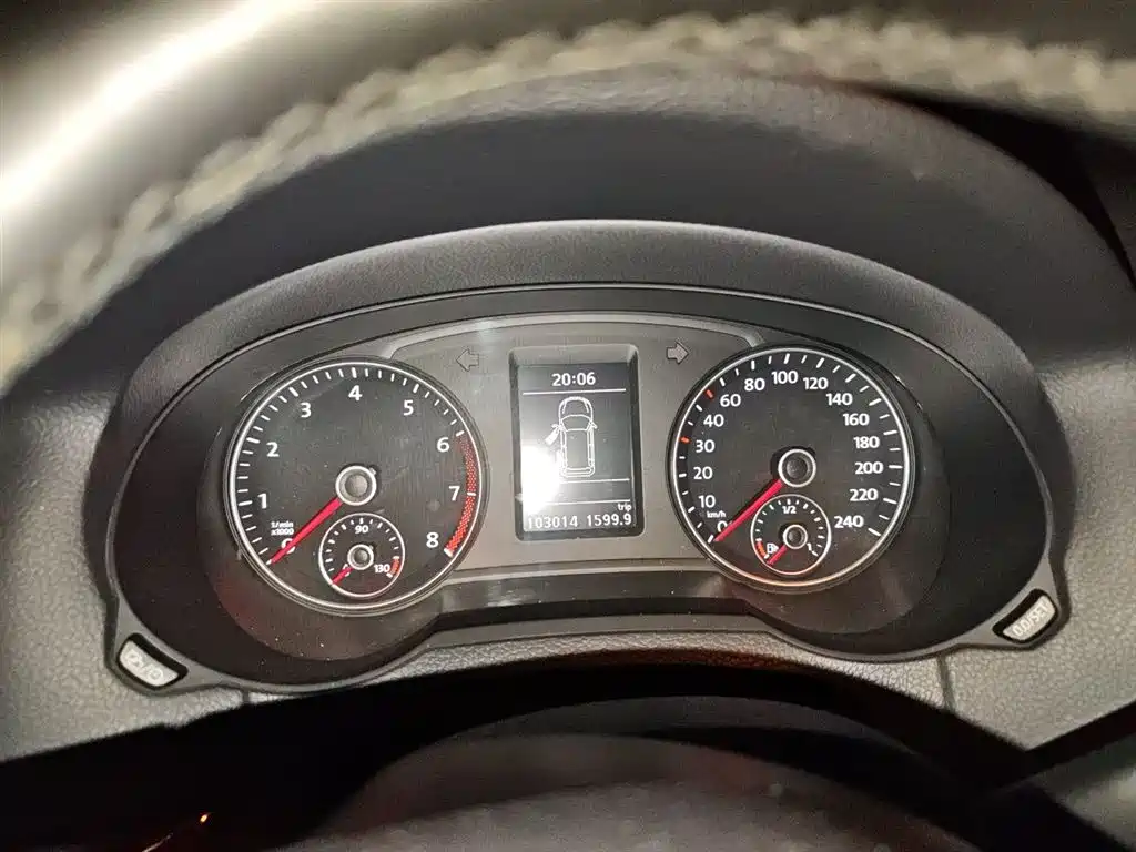 Volkswagen Sharan 2014 2.0TSI Comfort фото 7