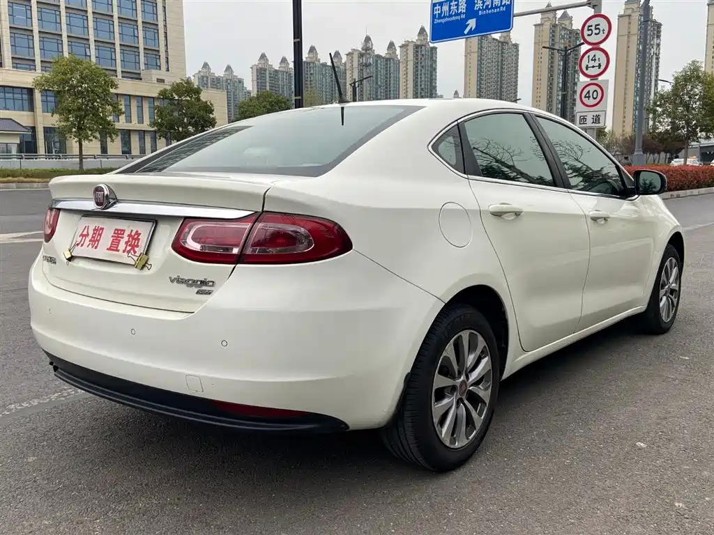 Fiat Viaggio 2014 2012 1.4T Auto Power Edition