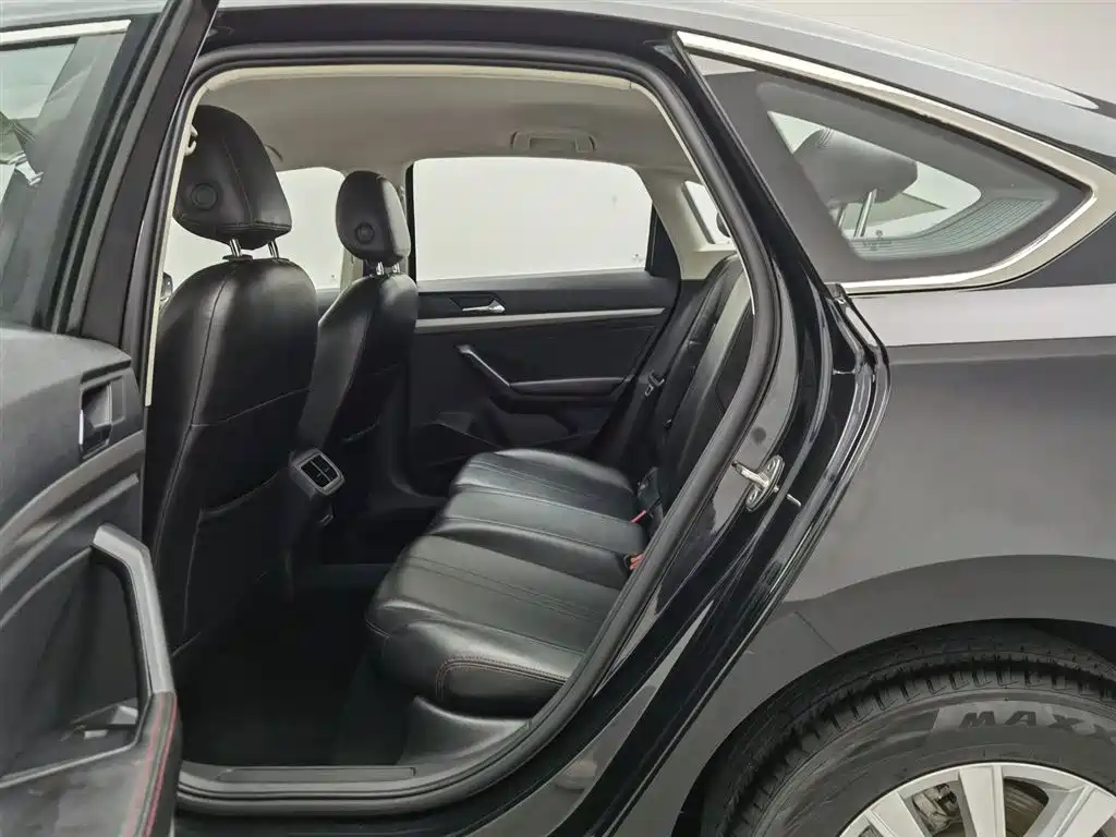 Volkswagen Lavida 2019 1.5L Automatic Trend Edition China VI фото 15