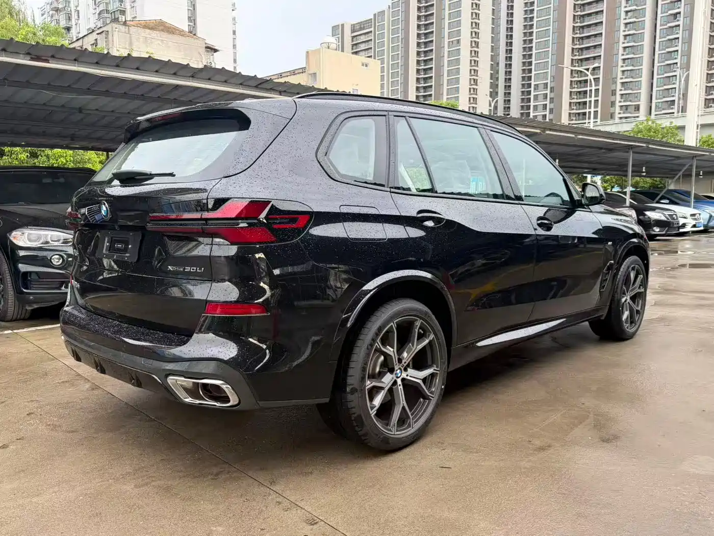 BMW X5 2026 2026 Facelift xDrive 30Li Exclusive M Sport Shadowline Package