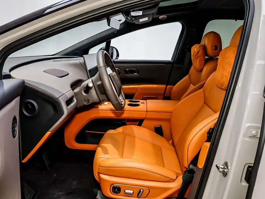 Li Auto Li i8 2025 2025 Standard Edition