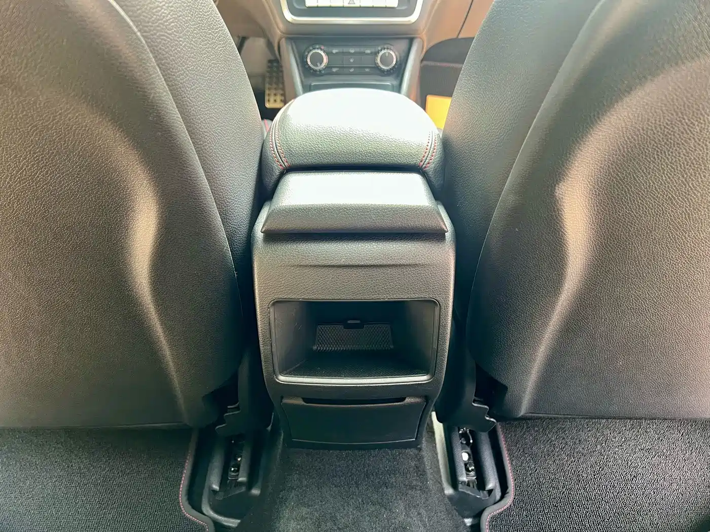 Mercedes-Benz CLA (Import) 2017 CLA 220 4MATIC фото 13
