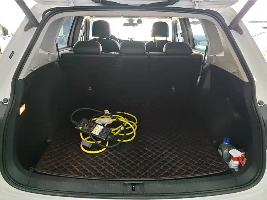 Volkswagen Tiguan L PHEV 2019 430PHEV Hybrid Luxury Edition фото 4