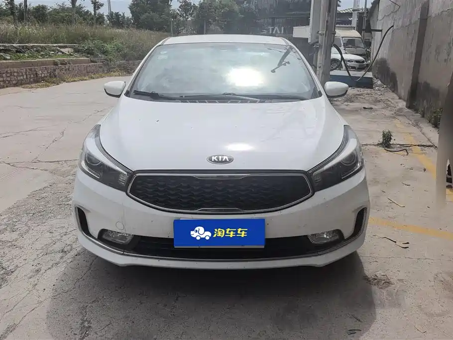 Kia K3 2016 1.6L Automatic GL фото 2