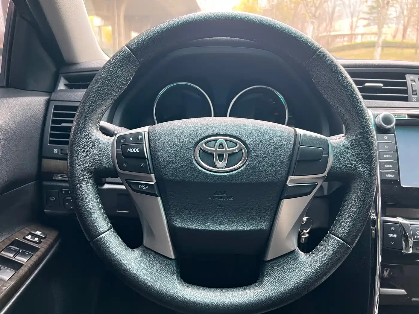 Toyota Reiz 2013 2.5V Elite Edition фото 13