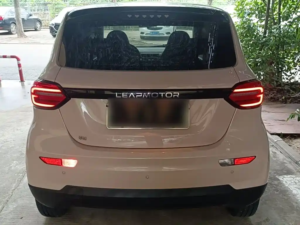 Leapmotor T03 2021 2021 400 Luxury Edition