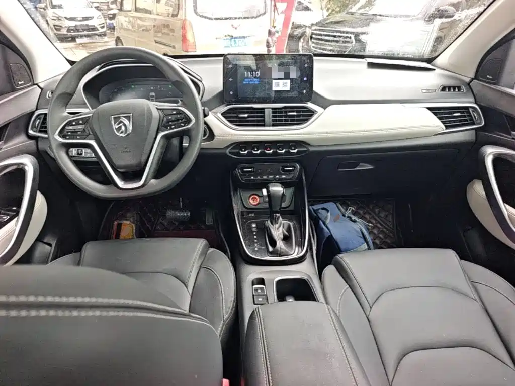 Baojun 530 2019 2019 1.5T CVT Premium China V