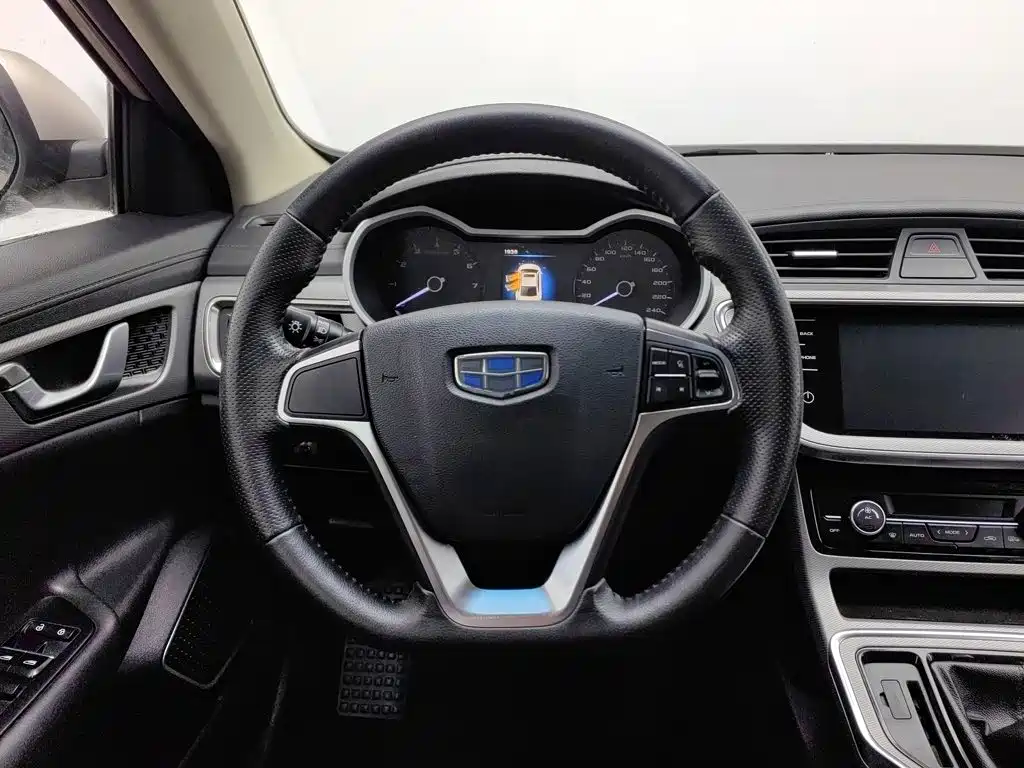 Photo 11 - Geely Emgrand GL