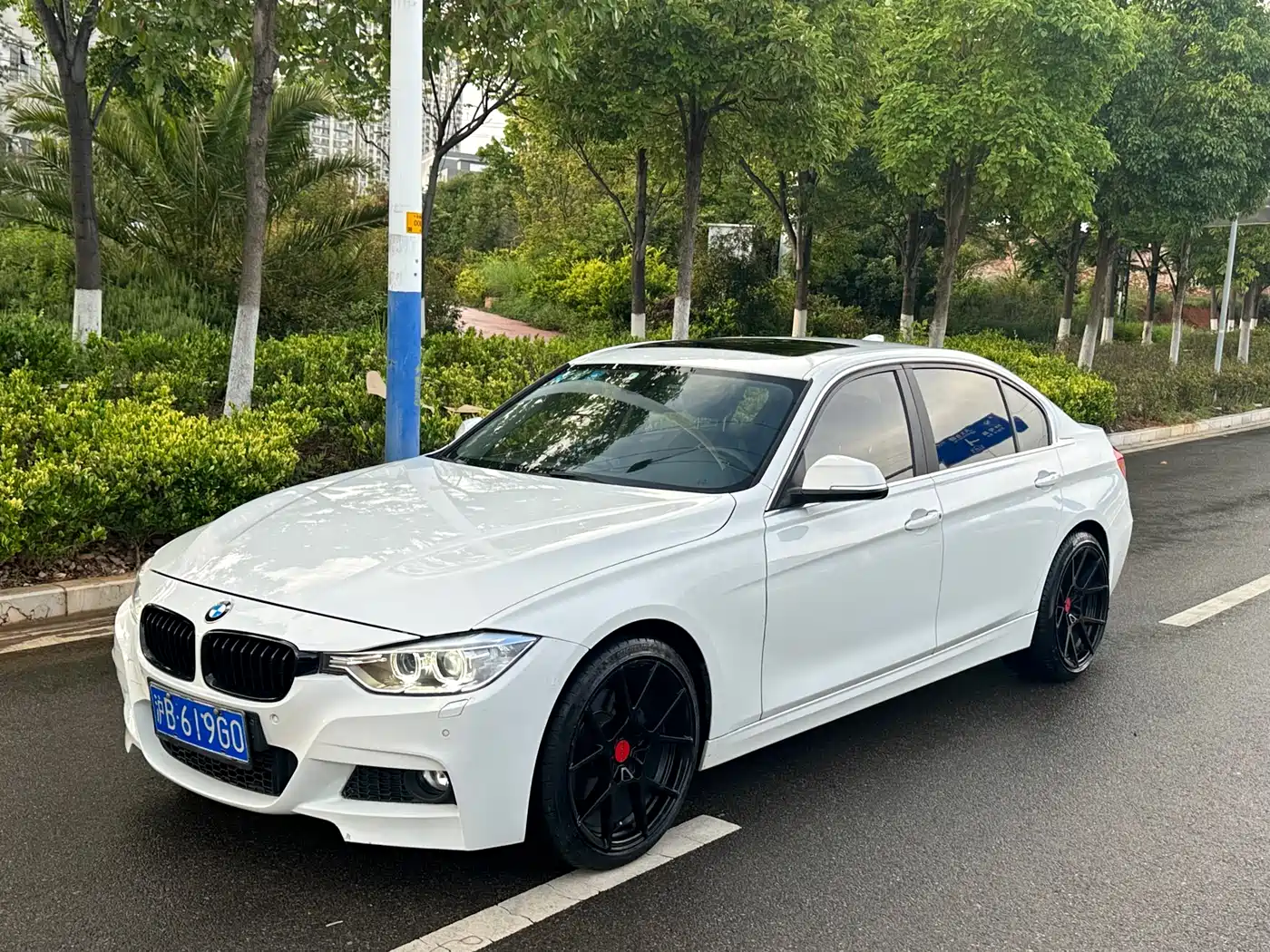 BMW 3 Series 2014 328Li Fashion