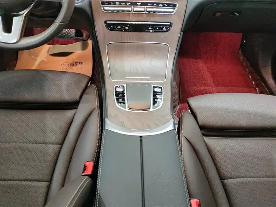 Mercedes-Benz GLC 2021 GLC 260 L 4MATIC Luxury фото 16