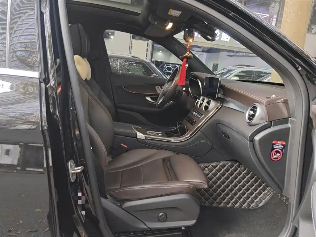 Mercedes-Benz GLC 2021 GLC 260 L 4MATIC Luxury фото 20