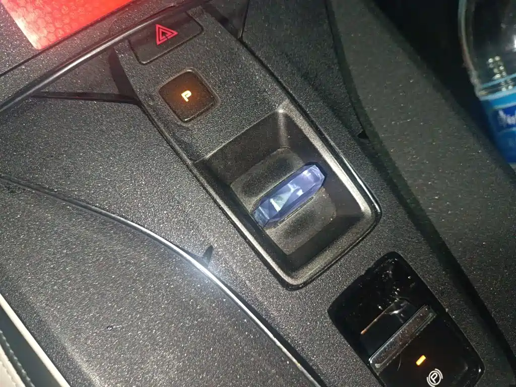 Dongfeng Aeolus Haohan 2024 2023 DH-i 1.5T Premium Edition