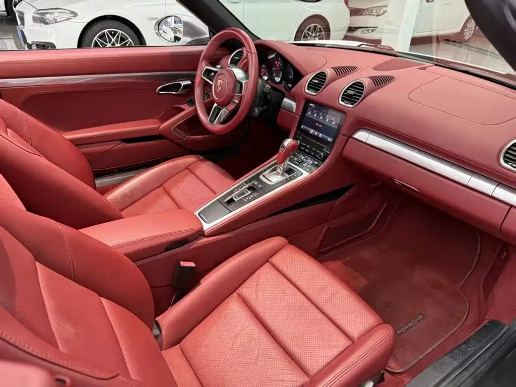 Porsche 718 2020 Boxster 2.0T фото 6