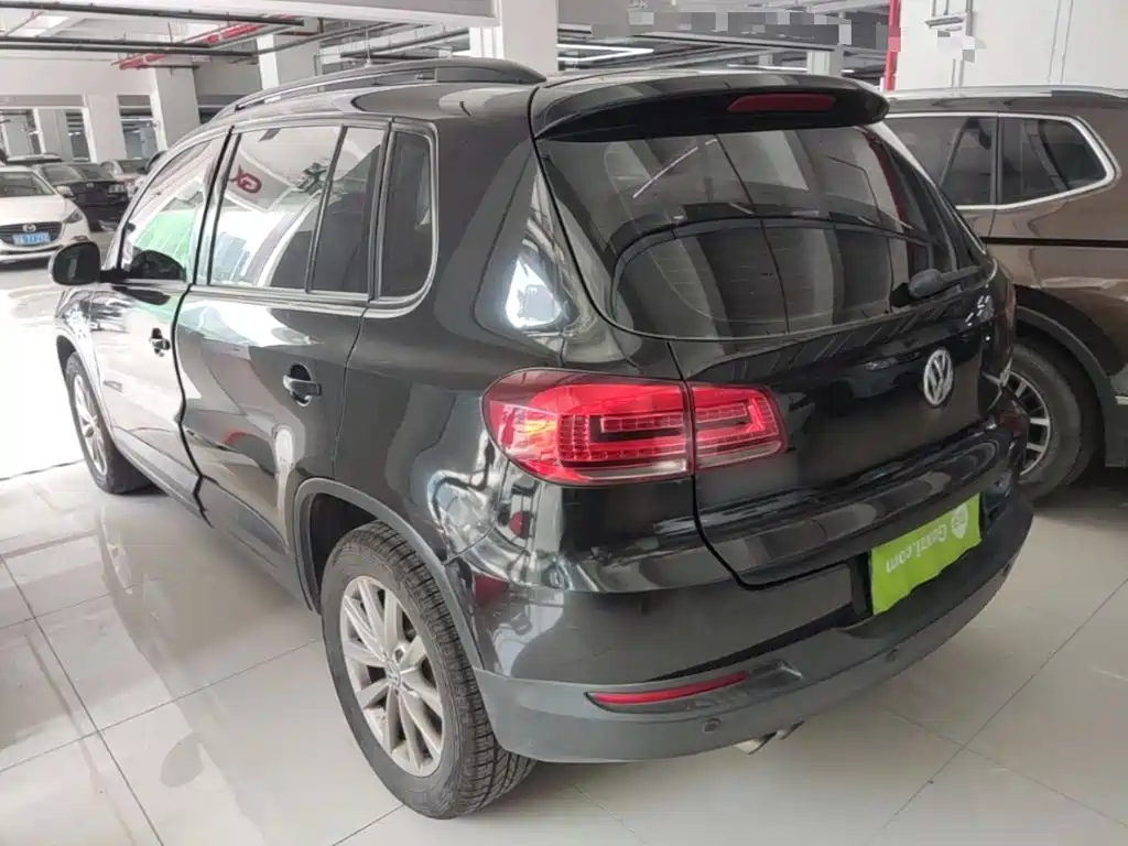 Фото 5 - Volkswagen Tiguan