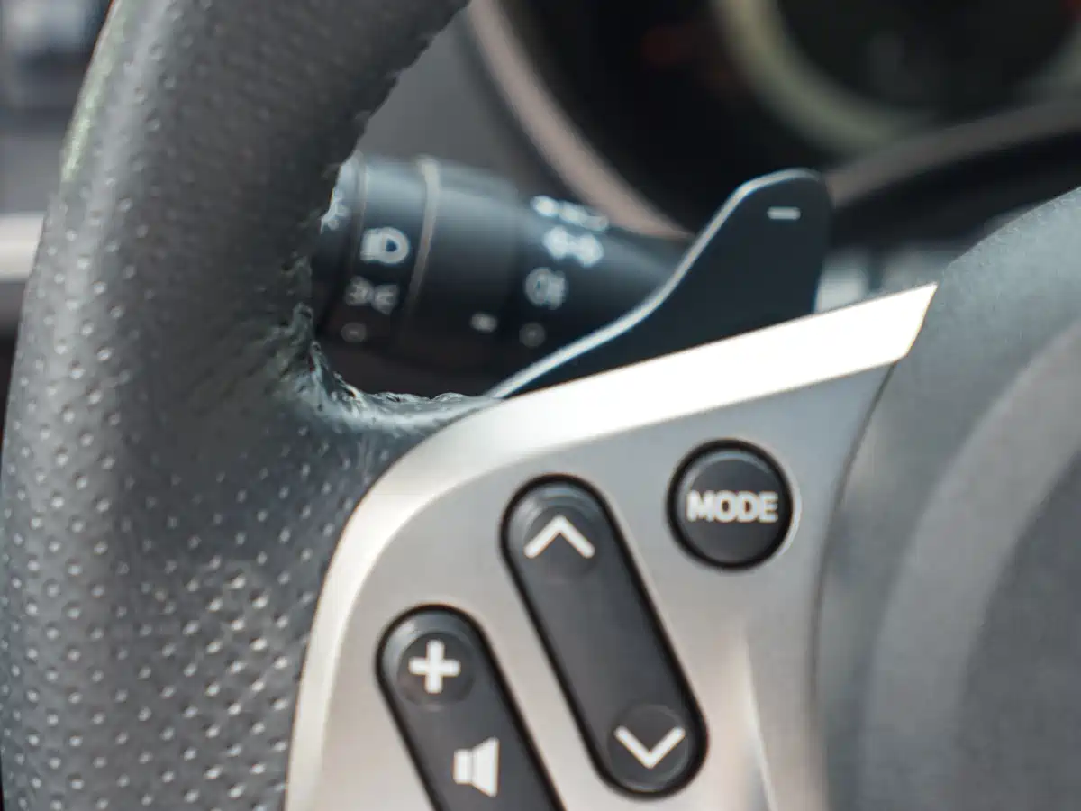 Toyota Zelos 2011 2.5L Standard Edition фото 10