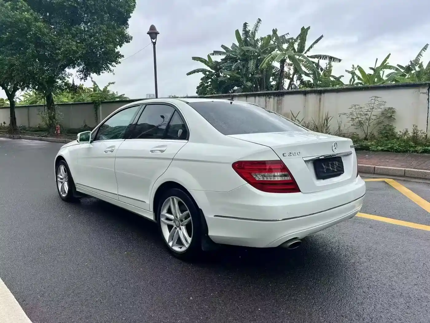 Mercedes-Benz C-Class 2013 C 260 CGI Elegance фото 4