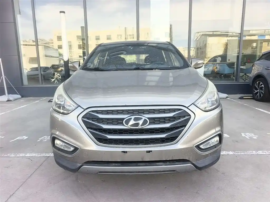 Hyundai Beijing Hyundai ix35 2013 2.0L Automatic 2WD Comfort GL China IV фото 3