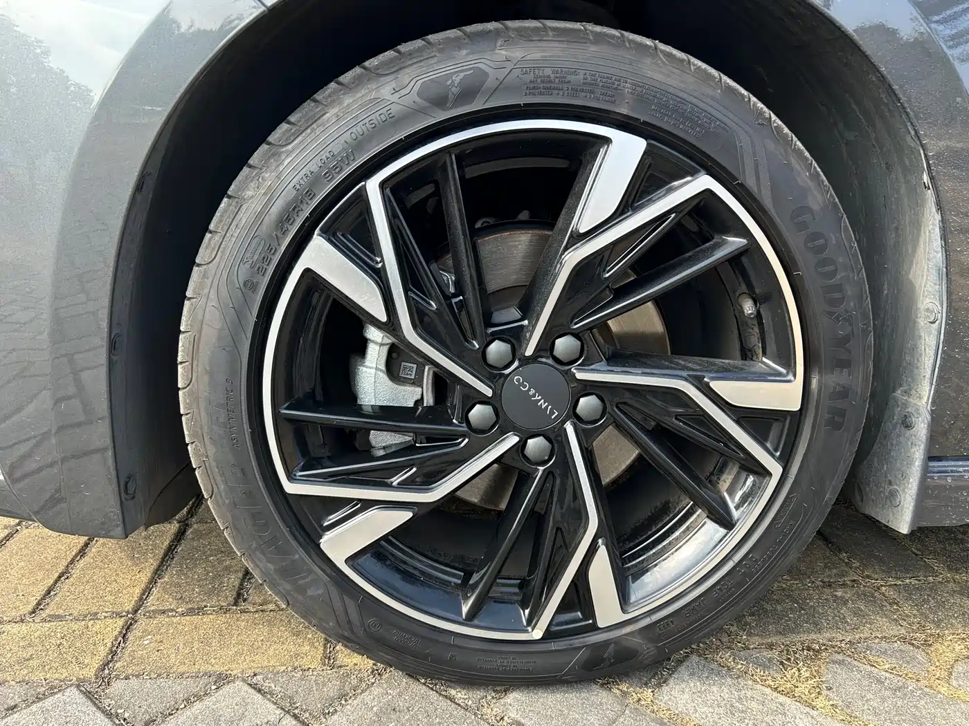 Lynk & Co 03 2023 1.5TD DCT Power Pro фото 13