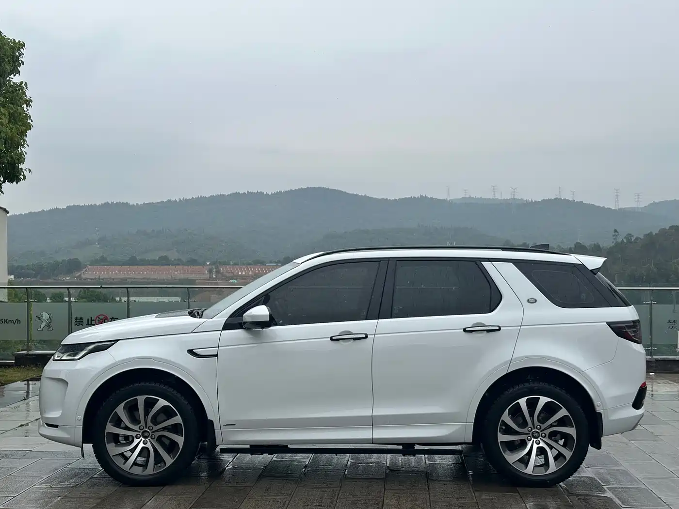 Land Rover Discovery Sport 2020 249PS R-Dynamic Performance Tech 7-seater фото 22