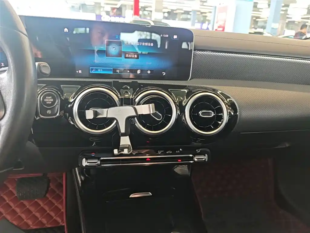 Mercedes-Benz A-Class 2020 Second Facelift A 180 L Sport Sedan фото 13