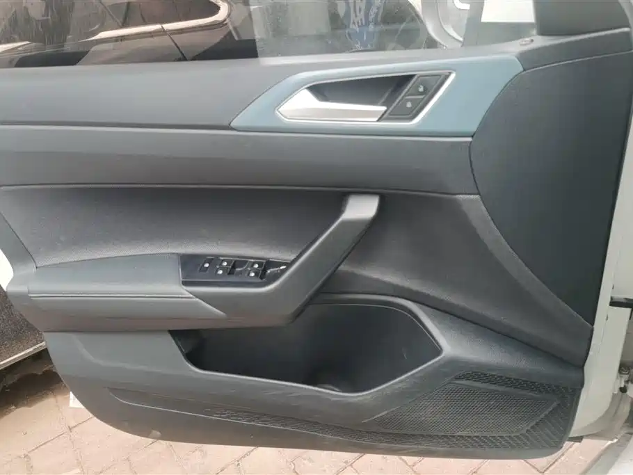 Volkswagen Lavida 2023 New Sharp 1.5L Auto Aspiration Edition фото 7