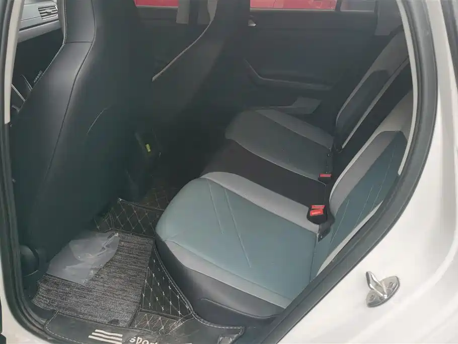 Volkswagen Lavida 2023 New Sharp 1.5L Auto Aspiration Edition фото 11