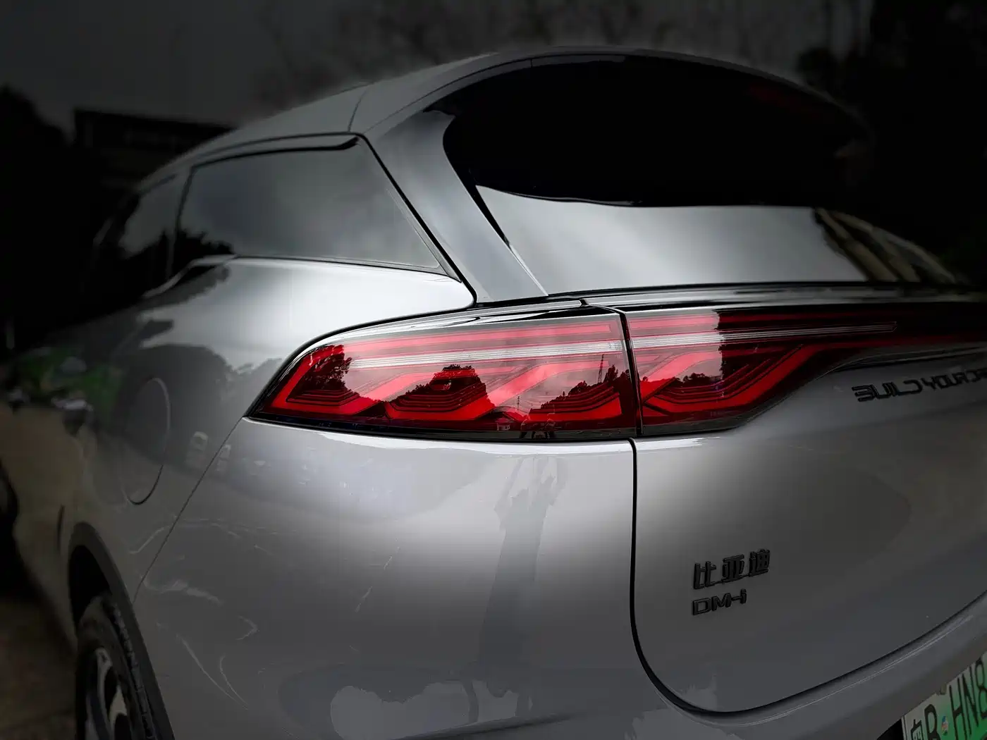 BYD Tang New Energy 2025 Smart Driving Edition DM-i 115KM Honor фото 13