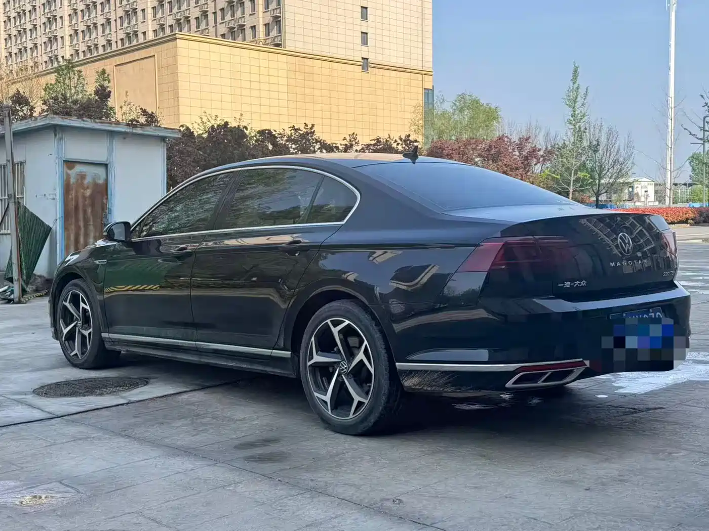 Volkswagen Magotan 2023 Model 2 Million Commemorative Edition 330TSI DSG Luxury фото 7