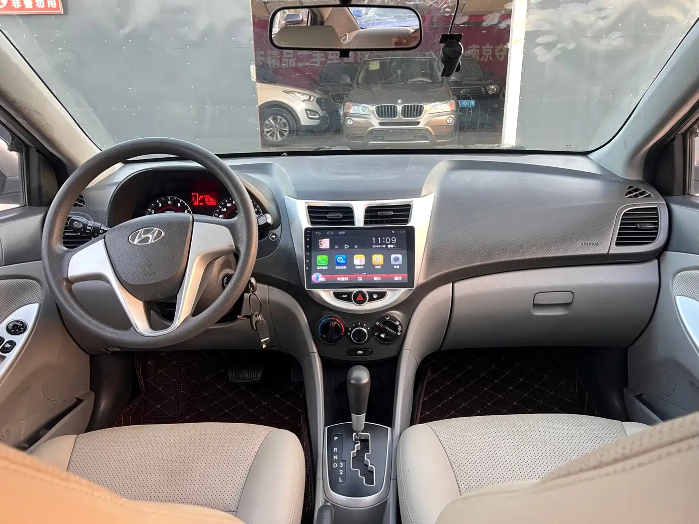 Hyundai Verna 2014 1.4L Automatic Smart GLS фото 13