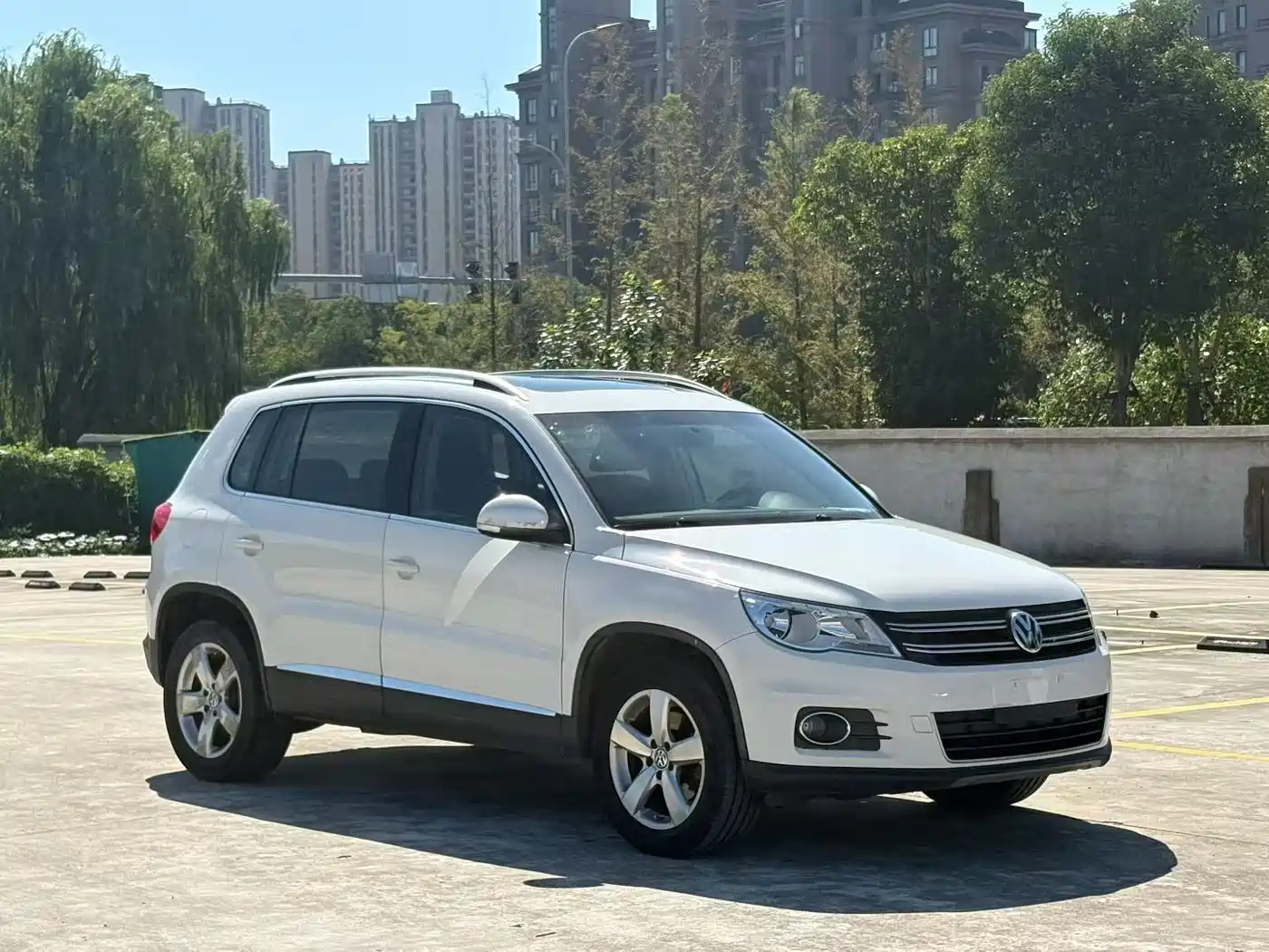 Volkswagen Tiguan 2012 1.8TSI Automatic 2WD Brilliance Edition фото 3